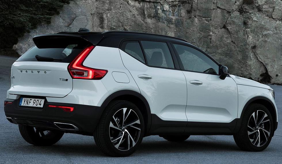 Volvo le da la posibilidad al usuario de personalizar los colores de la carrocería (techo, pilares, retrovisores).