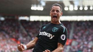 Se mueren por él: el técnico del West Ham alabó las características del Chicharito Hernández