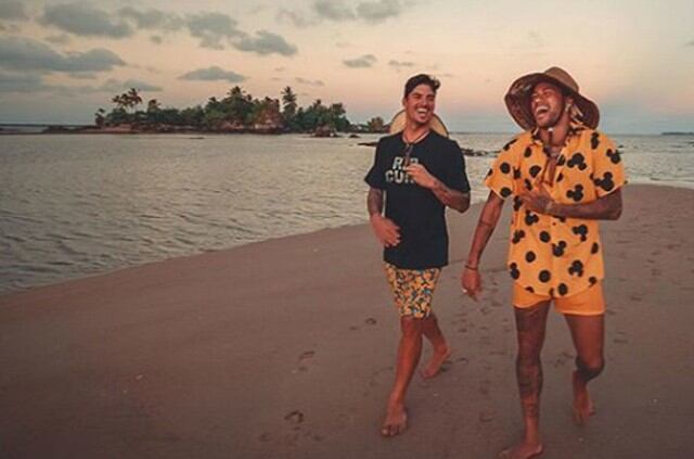 Neymar, jugador del PSG, en una playa. (Foto: redes sociales)