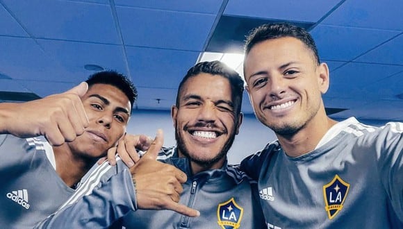 Chicharito Hernández y Jonathan Dos Santos comparten equipo en Los Ángeles Galaxy. (Foto: Instagram)