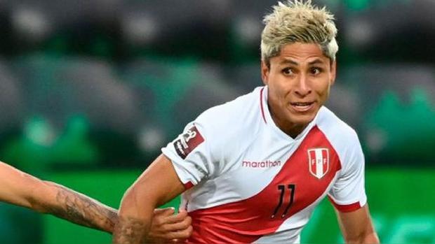 Raúl Ruidíaz volvió a ser convocado a la Selección Peruana después de no haber estado en la recta final hacia Qatar 2022. (Foto: EFE)