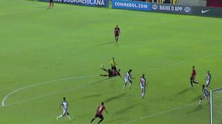 Después de dos chalacas erradas: el espectacular gol de Diego Souza que ya es el mejor de la Copa Sudamericana