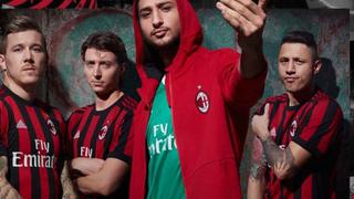 AC Milan presentó su nueva camiseta, utilizó a Lapadula como modelo y lo peor vino después