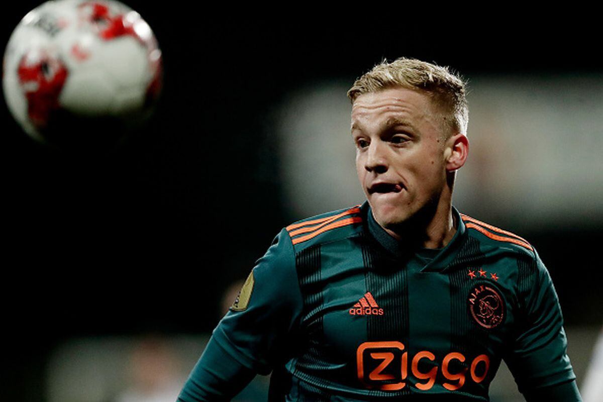 Donny van de Beek tiene 22 años, juega de volante en el Ajax y ya sería el nuevo fichaje del Real Madrid. (Getty)