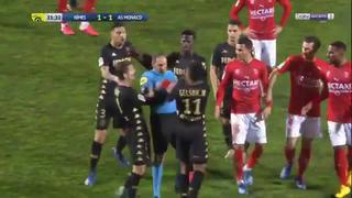 Le espera una dura sanción: Gelson Martins empujó hasta 2 veces al árbitro y se fue expulsado en el Mónaco [VIDEO]