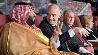La cara cuando te golean y no sabes qué decir: la insólita reacción del príncipe de Arabia en el Mundial