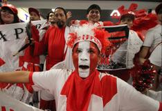 Los mejores del mundo: hinchas le dieron cálida bienvenida a la Selección Peruana en el aeropuerto de Brasil [FOTOS]