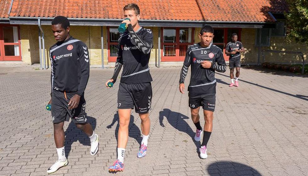 Edison Flores ya entrena con el Aalborg de Dinamarca. (Fotos: nordjyske.dk)