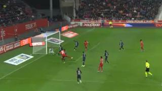 ¡Cierra las piernas, Keylor! Navas se durmió y le anotaron un gol con 'caño' en el PSG vs. Dijon