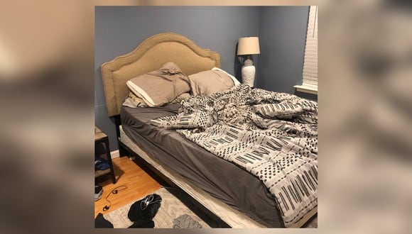 Un reto viral te desafía a encontrar al perro escondido en la foto de este desordenado dormitorio. | Crédito: u/shetarp429 / Reddit.