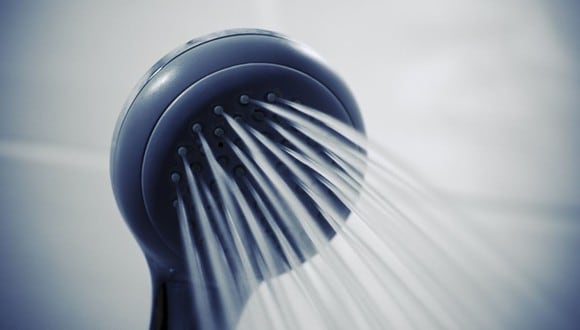 Este truco es definitivo para que el agua de la regadera salga con más presión. (Foto: tookapic / Pixabay)