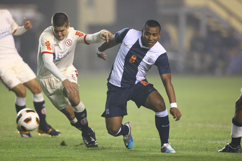 Cristofer Soto llega a Cienciano procedente de Comerciantes Unidos.