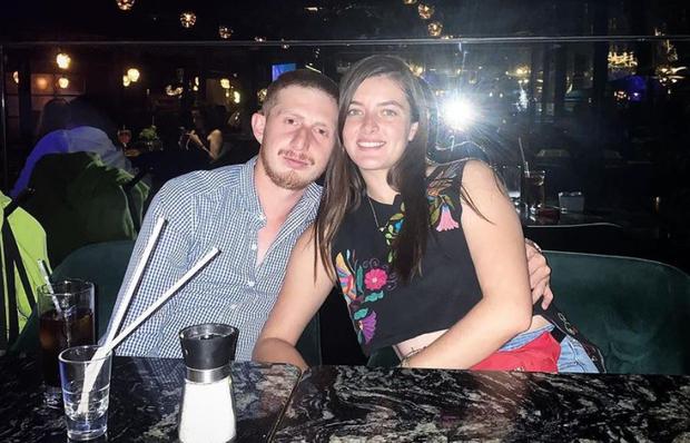 Octavio Ocaña junto a su novia Nerea Godínez con quien tenía planeado casarse. (Foto: Octavio Ocaña / Instagram)