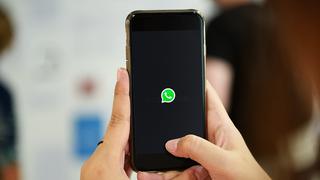 "Modo oscuro" llega a WhatsApp y así puedes activarlo