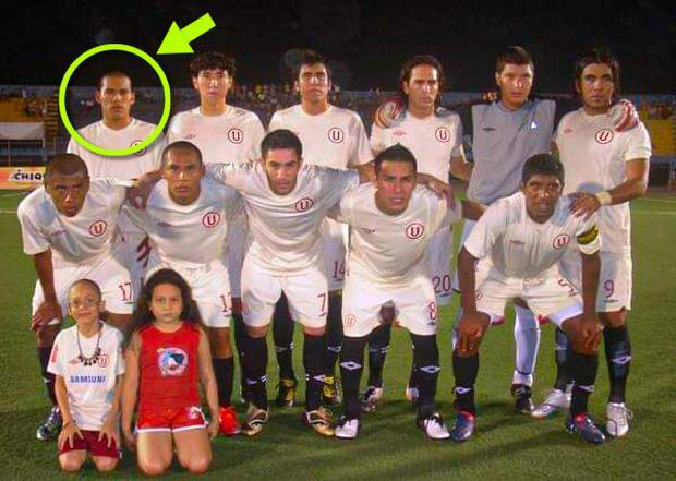 Christian Cuadros jugando con América Cochahuayco.