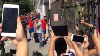 De mal en peor: Gerard Piqué fue abucheado en su llegada a Alicante por los hinchas