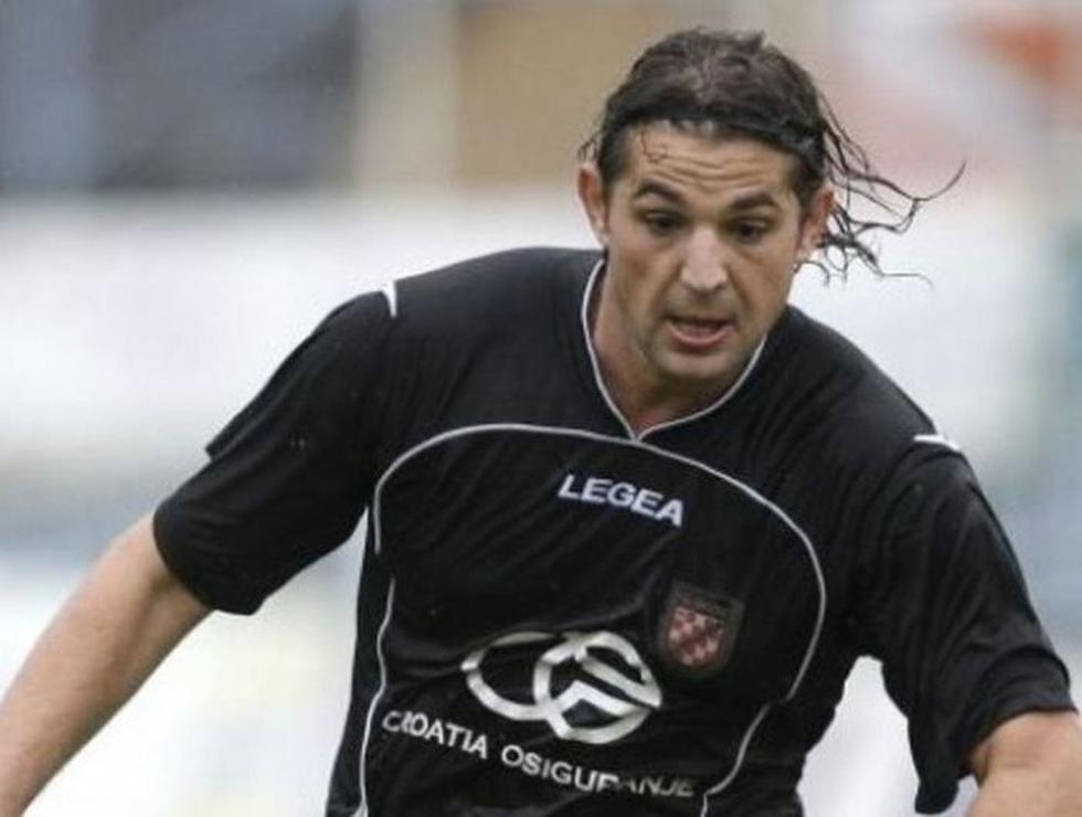 Darko Čordaš jugó en 27 clubes.