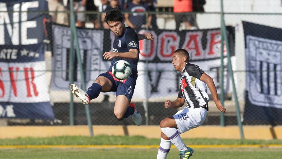 Alianza Lima y Sport Victoria se miden en el estadio José Picasso Peratta de Ica, por la Copa Bicentenario. (Foto: Jesús Saucedo)
