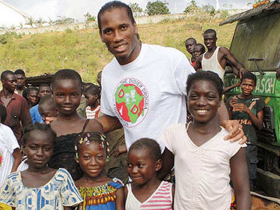 Didier Drogba es embajador de Costa Marfil para las Naciones Unidas. Muchas veces se le ha pedido que postule a un cargo en su país.