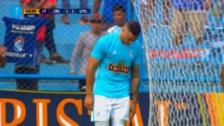 Emanuel Herrera casi anota golazo de volea, pero el palo se lo negó [VIDEO]