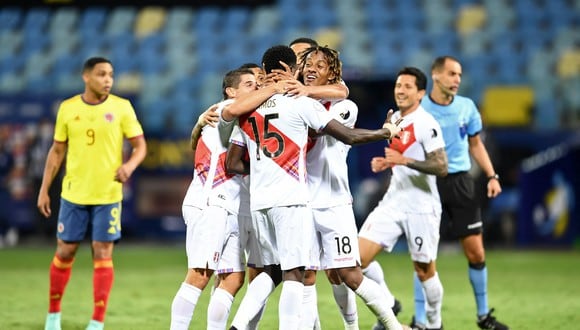 La selección peruana derrotó 2-1 a Colombia y así quedó la tabla de posiciones del grupo B de la Copa América | Foto: AFP