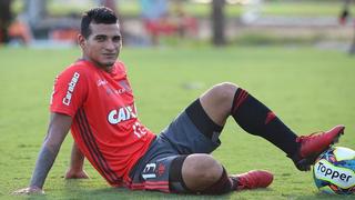 Pónganle un marco: los elogios de los hinchas del Flamengo a Trauco tras su gran partido ante Goianiense