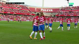 Genialidad de asistencia: pase de Bacca y el golazo de Suárez para el Granada 1-0 Valencia [VIDEO]