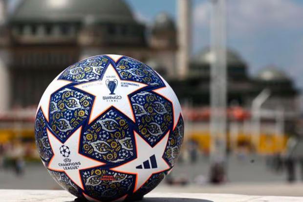 Balón oficial de Champions League para el partido ente Manchester City vs Inter. (Foto: AFP)