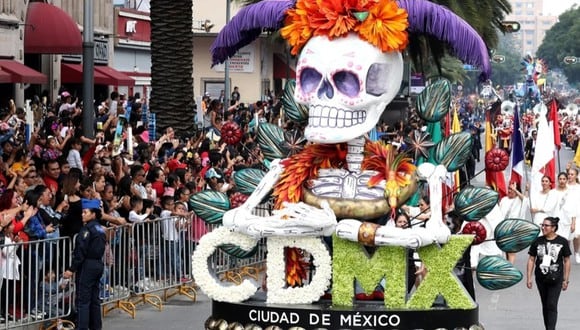 Mira aquí todos los detalles sobre la celebración del desfile por el Día de Muertos 2023 en CDMX (Foto: Internet)