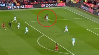 Sí, a lo Messi y Boateng: el genial amague de Mané con el que dejó en el piso a Otamendi [VIDEO]
