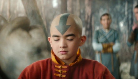 El particular tatuaje de Aang tiene una simple explicación que no aparece en "Avatar: The Last Airbender" (Foto: Netflix)