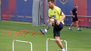 Solo fue un susto: Messi dejó atrás su lesión y volvió a entrenar con normalidad en Barcelona