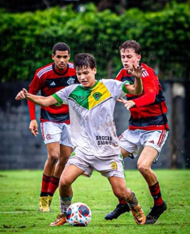 Flavio Muñoz enfrentó a Flamengo en el torneo Guillerme Embry Sub 16. El 'Mengao' lo viene siguiendo. (Foto: Difusión)