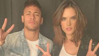 Alessandra Ambrosio: "Me casaría con Neymar y besaría a Cristiano Ronaldo"