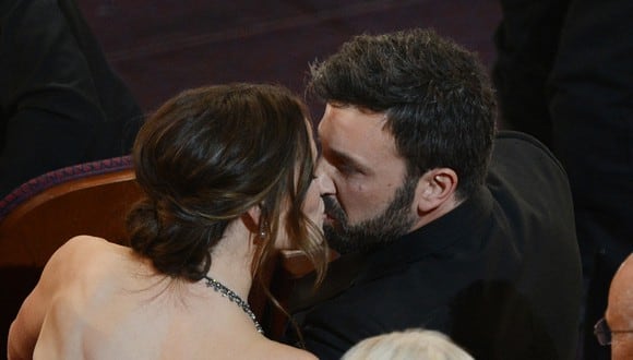 Ben Affleck y Jennifer Garner han sido captados juntos, en un momento tierno, sin Jennifer Lopez (Foto: AFP)