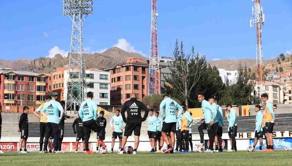 Los problemas en el entrenamiento de Argentina en Bolivia. (Foto: @Argentina)