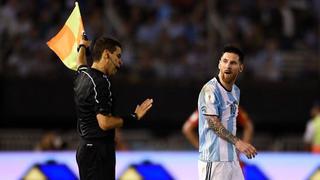 Lo dejó en visto: Messi se despidió de todos e ignoró al tercer árbitro [VIDEO]