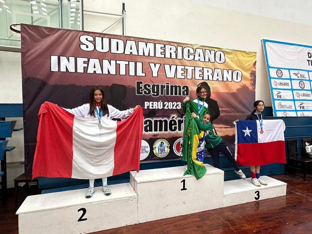 Perú obtuvo 26 medallas en el Campeonato Infantil y Veterano de Esgrima. (Foto: Difusión)