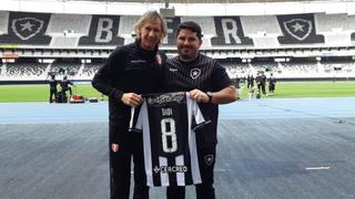 Con carta incluida: la sorpresa de Botafogo a Ricardo Gareca en pleno entrenamiento [FOTO]