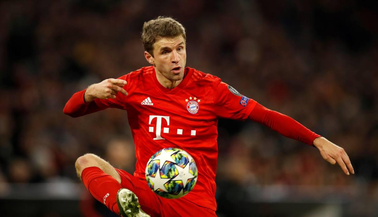 Bayern Munich's German forward Thomas Mueller controls the ball during the UEFA Champions League Group B football match between Bayern Munich and Tottenham FC on December 11, 2019 in Munich, Germany.  / AFP / Odd ANDERSEN
