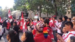 El aliento de los hinchas en las afueras del hotel previo al partido por Copa América [VIDEO]