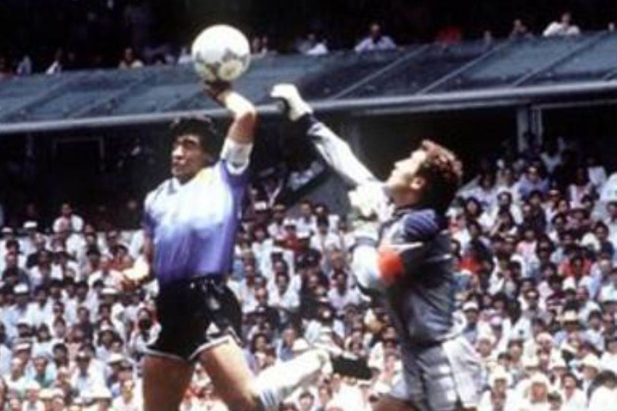 El gol de Diego Maradona a Inglaterra es una de las jugadas históricas del fútbol. (Foto: Difusión)