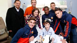 Valencia, fiel a su tradición, realizó visitas a hospitales por Navidad