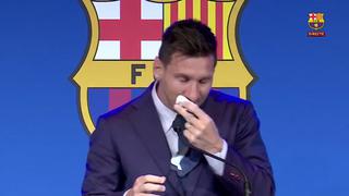 Incontrolable: Messi rompió en llanto antes de empezar su conferencia de despedida [VIDEO]