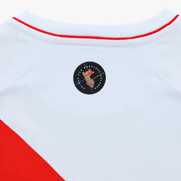 Perú presentó camiseta oficial que usará en Copa América