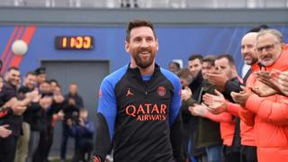 Messi regresa al PSG tras ganarle a Francia en la final de la Copa del Mundo en Qatar 