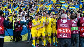 Esperan a Gales: Ucrania se impuso 3-1 a Ucrania y clasifica en el repechaje mundialista