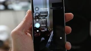 El truco para activar la cámara oculta de tu móvil Android