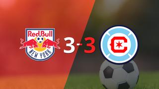 Fiesta de goles en el estadio Red Bull Arena, New York Red Bulls y Chicago Fire igualaron 3 a 3