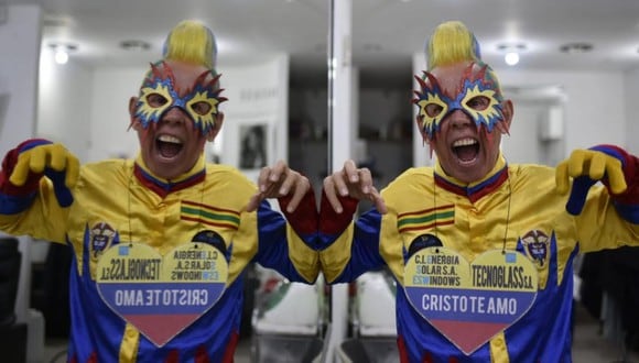 El 'Cole', el seguidor más fiel de Colombia, explicó su nuevo peinado. (Foto: Zona Cero)